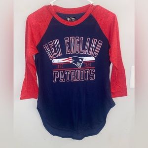 New England Patriots raglan sleeve tshirt by NFL
Team Apparel